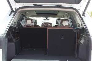 Volkswagen Teramont Comfort <span class=keywords><strong>Line</strong></span> 3.6L SUV 2023 de 4 puertas, totalmente equipado, usado, listo para enviar a todo el mundo. - Product Image 4