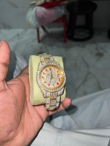 นาฬิกาผู้ชายสุดหรูสไตล์ฮิปฮอปประกายเพชรสีเงินประดับเพชรสีเงินกันน้ำประดับเพชรเทียม - Product Image 3