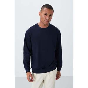 Sweat-shirt basique pour homme en coton indigo, texture douce, coupe standard - 88363 - Indigo - Product Image 4