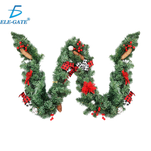 Guirnalda Navideña de Lujo de 2.7m con Follaje Artificial y Lazos Rojos para Puerta Principal, Bodas y Fiestas, Material de PVC y Tela - Product Image 1