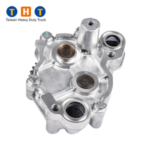 Pompe à huile ME017484 26110-45001 pièces de pompe de camion pour Mitsubishi Fuso Canter 4D34T - Product Image 3
