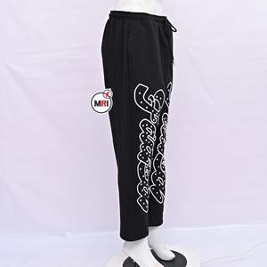Pantalon de survêtement personnalisé de haute qualité Pantalon de jogging style baggy Broderie en strass Conception personnalisée Pantalon scintillant - Product Image 6
