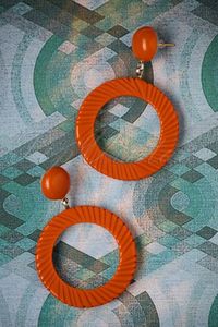 Artisanat en résine fait main-Boucles d'oreilles en vrac Design unique et élégant - Product Image 2