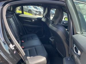 VO-LVO S60 T5 MOMENTUM FWD D'OCCASION, PROPRE, PRÊT À ÊTRE EXPÉDIÉ - LIVRAISON PORTE À PORTE - Product Image 5