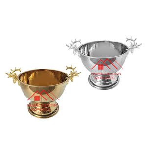 Présentoir décoratif pour refroidisseur à vin avec supports, idéal pour la décoration de bars et de soirées - Product Image 3