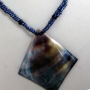 SEASHELL JEWELRY Bohemian Black Mop <b>Shell</b> Necklace with Geometric Pattern for gift - Product Image 3