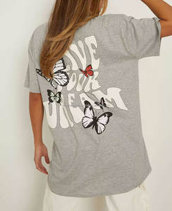 T-shirt décontracté d'été pour femme à col rond et manches courtes, personnalisable, style streetwear, avec décoration perforée - Product Image 3