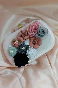 กระเป๋าคลัทช์เรซิ่นอะคริลิคทำมือมีสไตล์กระเป๋าคลัทช์วินเทจลายไข่มุกและพลอยเทียมสำหรับงานแต่งงาน - Product Image 5