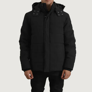 Chaqueta Acolchada Personalizada al por Mayor |   Abrigo Cálido y Grueso para Invierno |   Proveedor de Ropa Exterior Acolchada Impermeable Unisex - Product Image 4