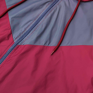 Survêtement en nylon à blocs de couleurs avec impression personnalisée haut et pantalon à fermetures éclair pour hommes survêtements coupe-vent 2 pièces ensemble short et survêtement pour hommes - Product Image 5