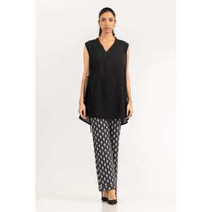 <b>Black</b> Woven <b>Wrap</b> Shirt 231-217-047 - Product Image 1
