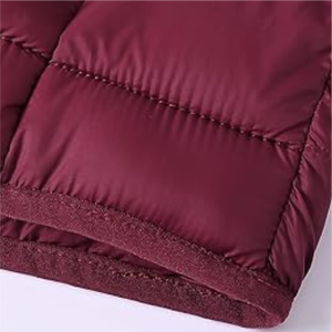 Veste matelassée à capuche pour homme moderne, légère, isolée thermiquement, design chaud, logo frontal pour le streetwear, aventures hivernales - Product Image 3