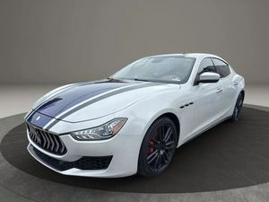 CLEAN 2019 Maserati Gran Turismo S Q4 3.0L AWD Volante a la izquierda - Product Image 6