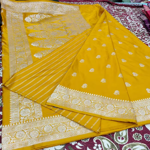 Hermoso y Muy Solicitado Saree Mashrow Banarasi, Tejido Powerloom, Tela de Seda Suave y Lisa, para Fiestas y Ocasiones Tradicionales - Product Image 1