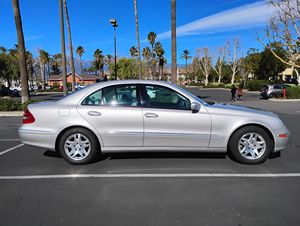 MERCEDES-BENZ E320 SEDAN 2004 D'OCCASION CÔTÉ GAUCHE/DROIT - Product Image 2