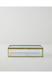 Joyero Clásico de Metal y Vidrio Adecuado para Guardar Joyas Tradicionales, Modernas y de Herencia en Casa - Product Image 2