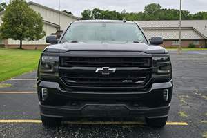 Ch-evr-ol-et Silverado 1500 LT 4x4 Plus 2018 d'occasion en excellent état, sans accident, conduite à gauche/droite - Product Image 5