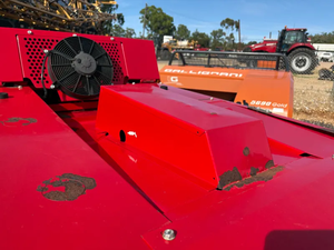 เครื่องอัดฟางหญ้าราคาประหยัด คุณภาพดี ใช้ระบบไฮดรอลิก ยี่ห้อ MASSEY FERGUSON รุ่น 4180V สำหรับอัดฟางข้าวเปลือก ฟางอัลฟัลฟ่า และหญ้า  สภาพสมบูรณ์ - Product Image 6
