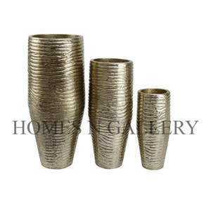 Macetas de Metal de acabado dorado para florero, macetas de hierro de alta calidad a bajo precio, fabricadas por fabricantes indios - Product Image 6