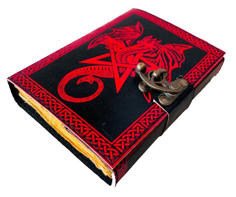 สีดำกับสีแดง