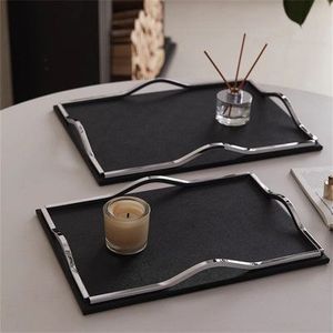 Plateau de service en aluminium de luxe avec motif décoratif pour la présentation des aliments lors de réceptions de mariage - Product Image 5