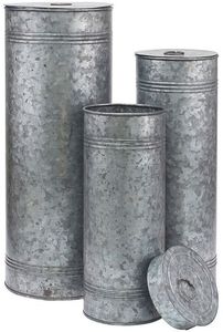 Ensemble de bidons galvanisés en trois pièces avec surface métallique décorative et couvercles pour un stockage sûr et frais des ingrédients secs - Product Image 6