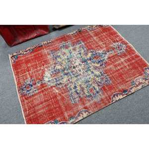 Tapis turc 3,9x5,1 pieds, tapis d'appoint vintage, tapis en laine rouge et bleu à motifs floraux - Product Image 2
