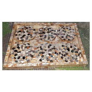 Assiettes en nacre blanche avec des matériaux de haute qualité et de première qualité pour la décoration de la maison - Product Image 1