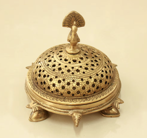 Brûleur d'encens et porte-encens design moderne Mubkhar Accessoires de parfum pour le hall de la maison et de l'hôtel d'Inde - Product Image 1