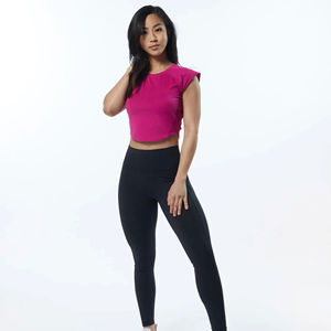 Camiseta corta personalizada para mujer Diseño personalizado Tela de mezcla de algodón informal y cómoda Perfecta para días casuales de uso activo - Product Image 3