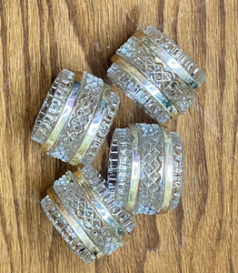 Rondelles de serviette vintage, lot de 4 ronds de serviette, ronds de serviette plaque argent en verre taillé, ronds de serviette en verre pressé - Product Image 4