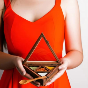 Contenedor de especias de madera para decoración del hogar y joyero Soporte de especias hecho a mano - Product Image 1