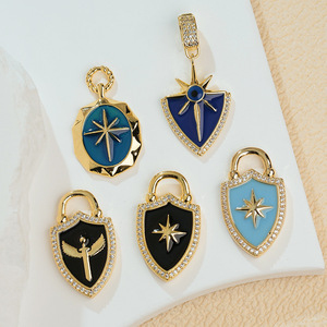 Pendentif bouclier en émail en laiton avec motif étoile et ange, breloque amulette protectrice pour la fabrication de bijoux en gros - Product Image 1