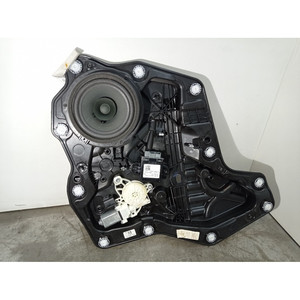 Meccanismo di sollevamento del lunotto posteriore. SX FORD Fiesta 7a Serie 2219593 XUJF/G (17>>) - Product Image 1