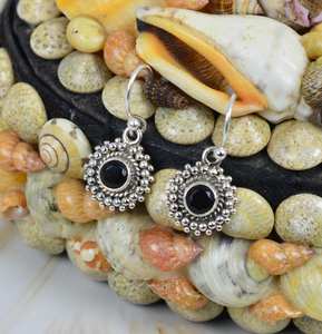 การออกแบบที่ทันสมัย925แท้เงินสเตอร์ลิงแท้สีดำนิลเจียระไนกลมอัญมณีดีไซน์เนอร์ต่างหูตะขอเครื่องประดับที่ดีสำหรับเธอ - Product Image 1