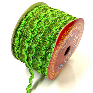 Tresse de garniture de paillettes de dentelle verte de perroquet pour la décoration de bricolage de vêtements de femmes - Product Image 1