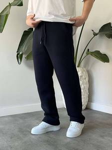Pantalon en velours côtelé côtelé pour homme avec logo personnalisé, taille élastique et cordon de serrage, coupe droite, doux et décontracté, idéal pour la détente et le streetwear - Product Image 6