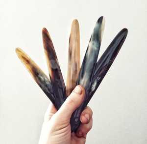 Couverts classiques en corne de boeuf et de buffle pour service de table au restaurant et à la fête - Product Image 1