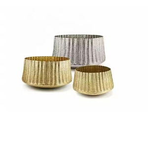 Accesorios de vajilla de estilo clásico, florero de Metal para decoración de hogar y restaurante de proveedor indio - Product Image 1