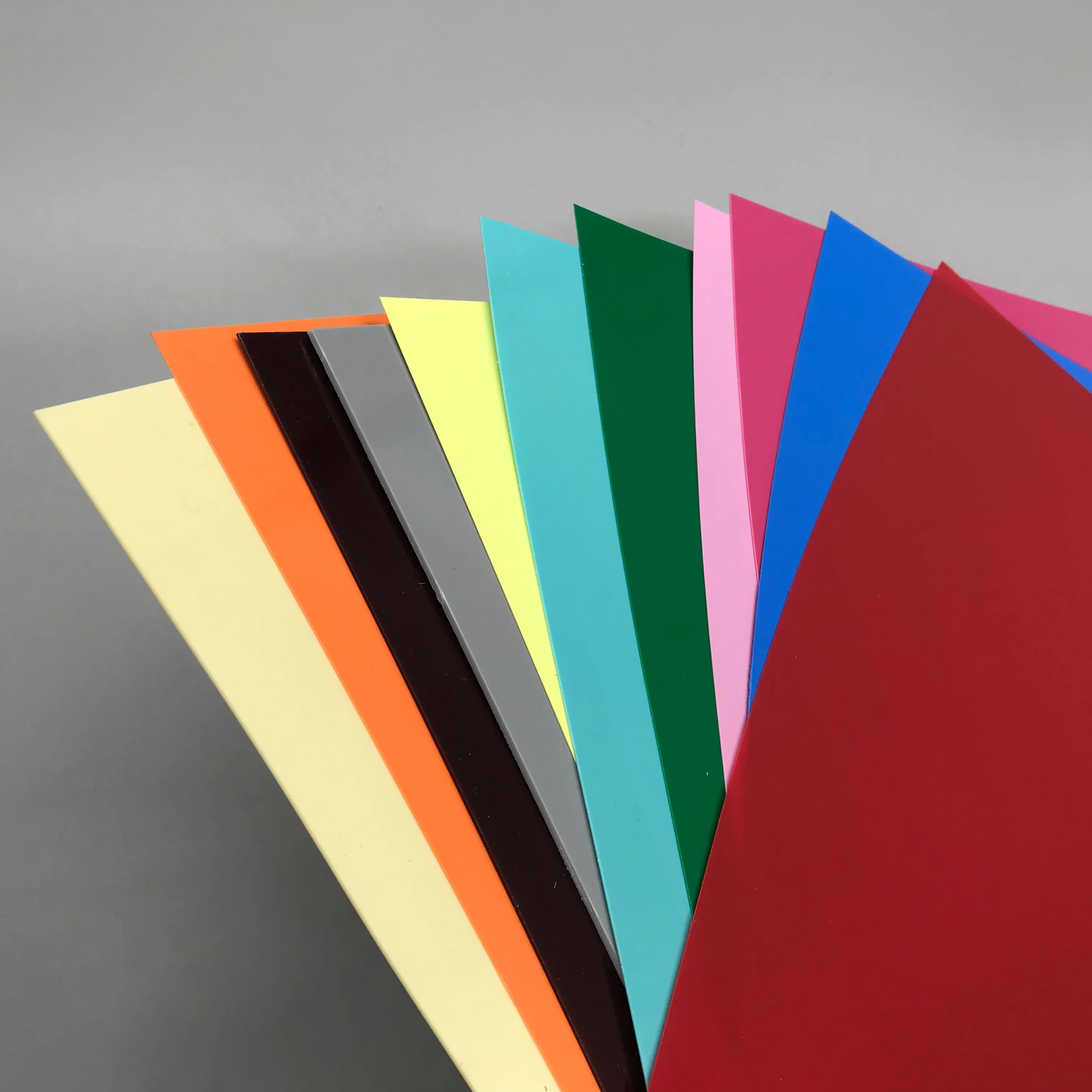 Hochwertige feuchtigkeitsfeste farbige durchsichtige 0,16 mm starre PVC-Kunststoffplatte für die Thermogruppe Blisterverpackung