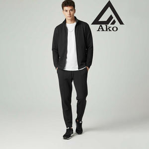 ชุดวอร์มลำลองแบบมีซิป น้ำหนักเบา สำหรับเล่นกีฬา วิ่งจ๊อกกิ้ง ผู้ชาย/ผู้หญิง สกรีนโลโก้ได้ เป็นมิตรกับสิ่งแวดล้อม ไซส์ใหญ่ ผ้าฝ้ายฟลีซ 100% โดย Ako - Product Image 1