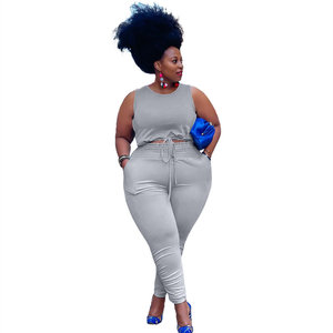 Conjunto Deportivo de Invierno para Tallas Grandes, 2 Piezas, Terciopelo, Cortavientos, Transpirable, con Logotipo Estampado y Capucha - Product Image 3