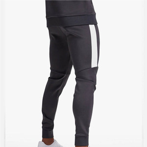 Joggers durables de haute qualité pour hommes Taille élastiquée et panneau latéral contrasté en blanc avec poches Vente en gros - Product Image 6