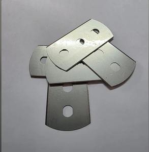 Cuchilla de 3 Orificios con Recubrimiento de Carbono Tipo Diamante (DLC) de 43x22x0.10mm, Cuchilla de Baja Fricción para Cortar Películas Adhesivas y Cintas BOPP - Product Image 3