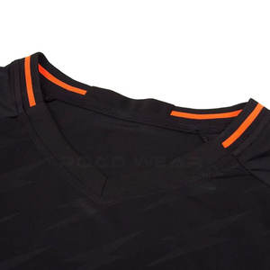 Service OEM Vêtements d'entraînement Uniforme de football Nouveau design Uniforme de football Uniforme de football à bas prix - Product Image 3