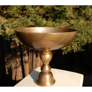 Jarrón de urnas con Base cuadrada plateada de Metal para decoración de mesa Florero decorativo de pedestal de plata de Metal de alta calidad a la venta - Product Image 4