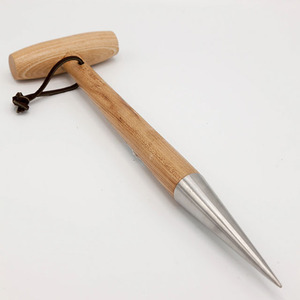 Dibber de truie en acier inoxydable avec manche en bois, outil de plantation à ampoule à main à long manche pour la plantation, le jardin - Product Image 4