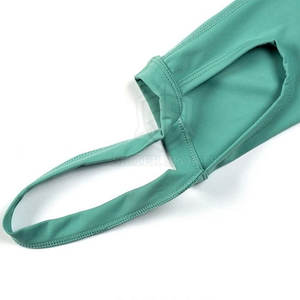 Meilleure vente de leggings de yoga taille moyenne à séchage rapide pour femmes pantalon à motif uni au design personnalisé avec matériau élastique et respirant - Product Image 5