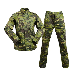 Cómodos conjuntos de uniformes de caza de camuflaje para hombres, diseño personalizado, ropa transpirable para exteriores - Product Image 1