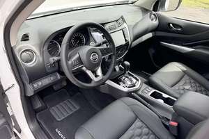 ขายส่งรถกระบะมือสอง นาวาร่า ปี 2023 ขับเคลื่อน 4 ล้อ แบบดับเบิ้ลแค็บ - Product Image 2